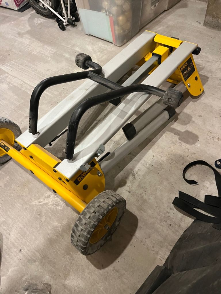 image for Dewalt DE7400 table saw stand 