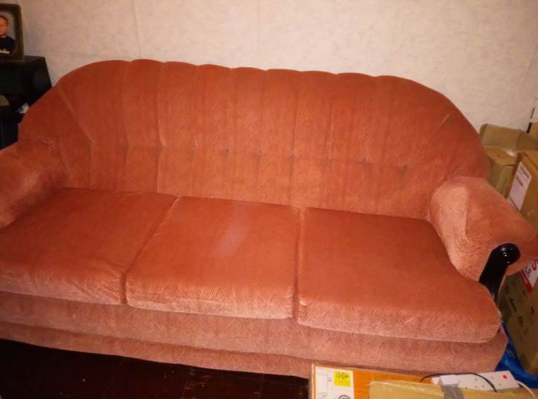 3 seater plus 2 chairs and foot rest
