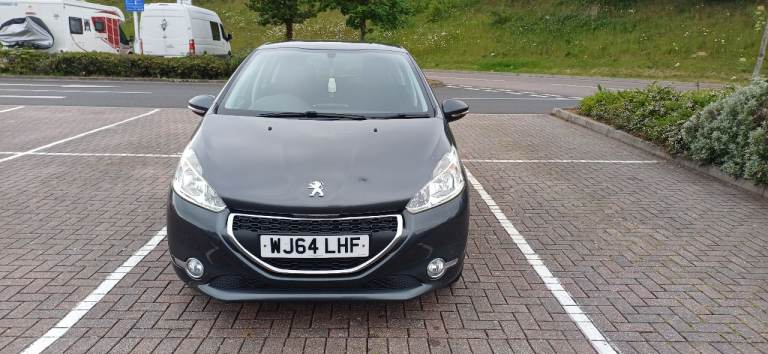 Peugeot, 208, Hatchback, 2014, Manual, 1199 (cc), 5 doors