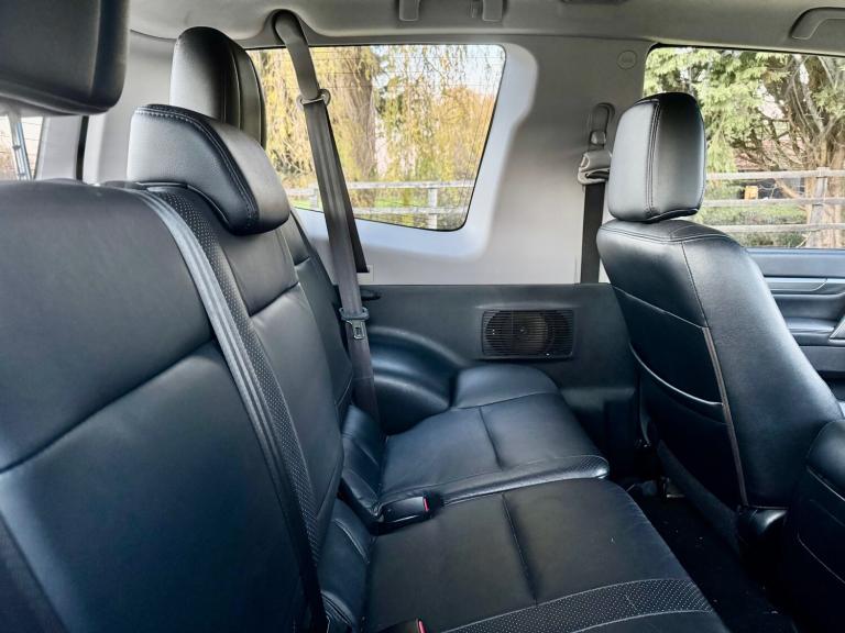 2007 Mitsubishi Shogun 3.2 DI-DC Diamond 3dr Auto ESTATE Diesel Automatic