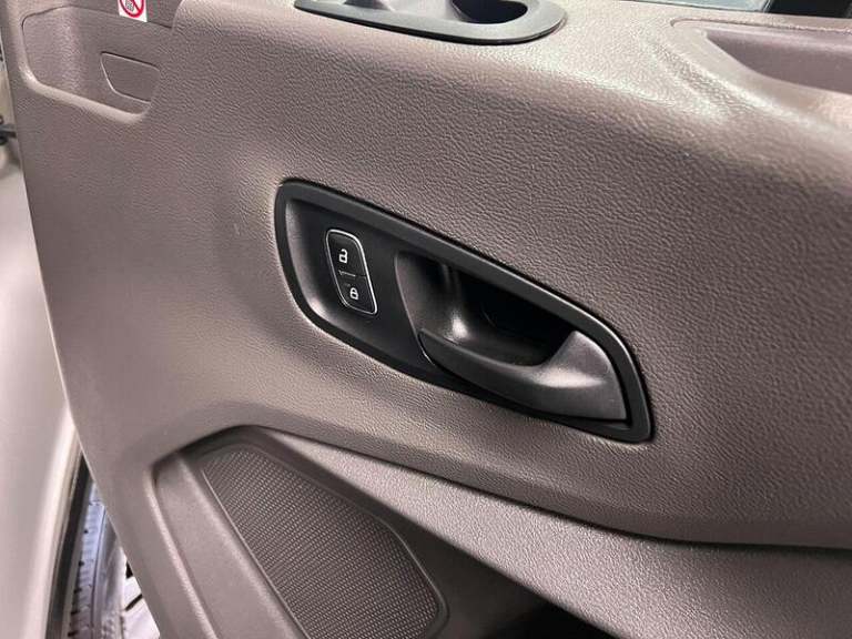 2020 Ford Transit 2.0 EcoBlue 130ps Double Cab Chassis CHASSIS CAB DIESEL Manual