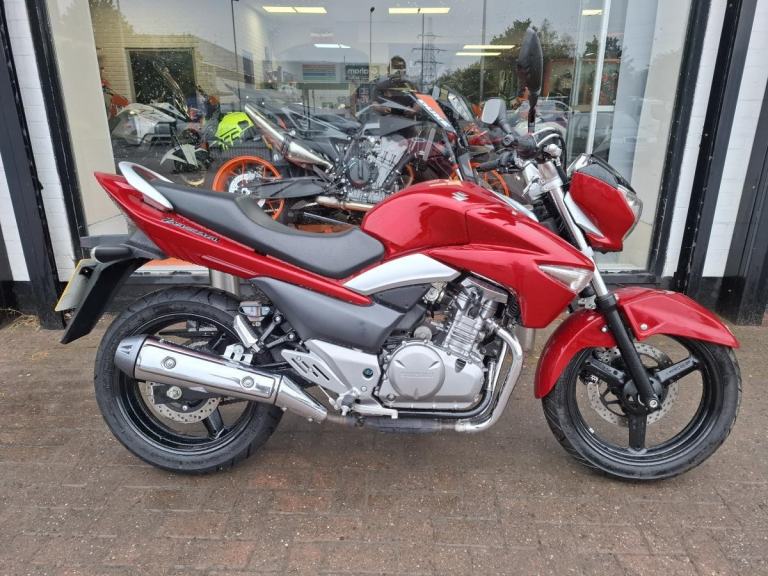 Suzuki Inazuma GW250L3 250cc only 1666 Miles from new