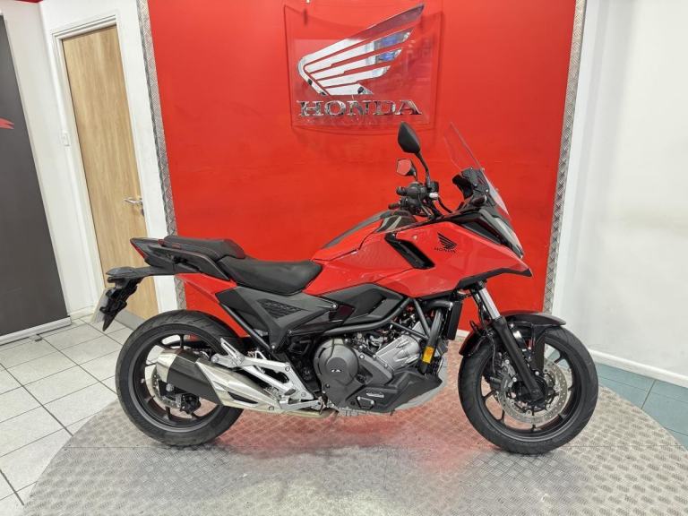 2025 Honda NC750X DCT