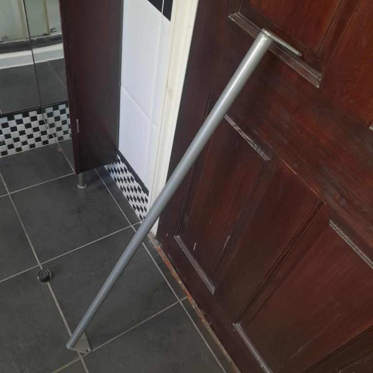  Clothing Rail