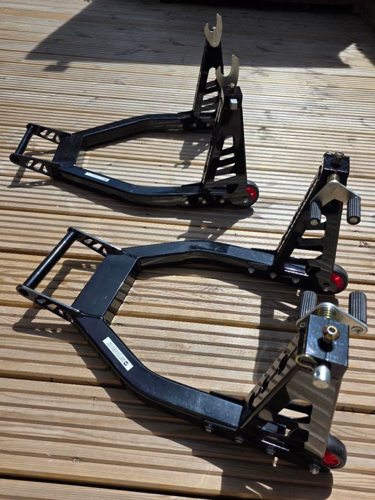 Motorcycle paddock stands