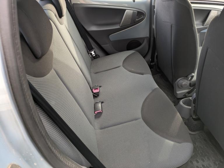 2006 Toyota AYGO 1.0 VVT-i + 5dr HATCHBACK Petrol Manual