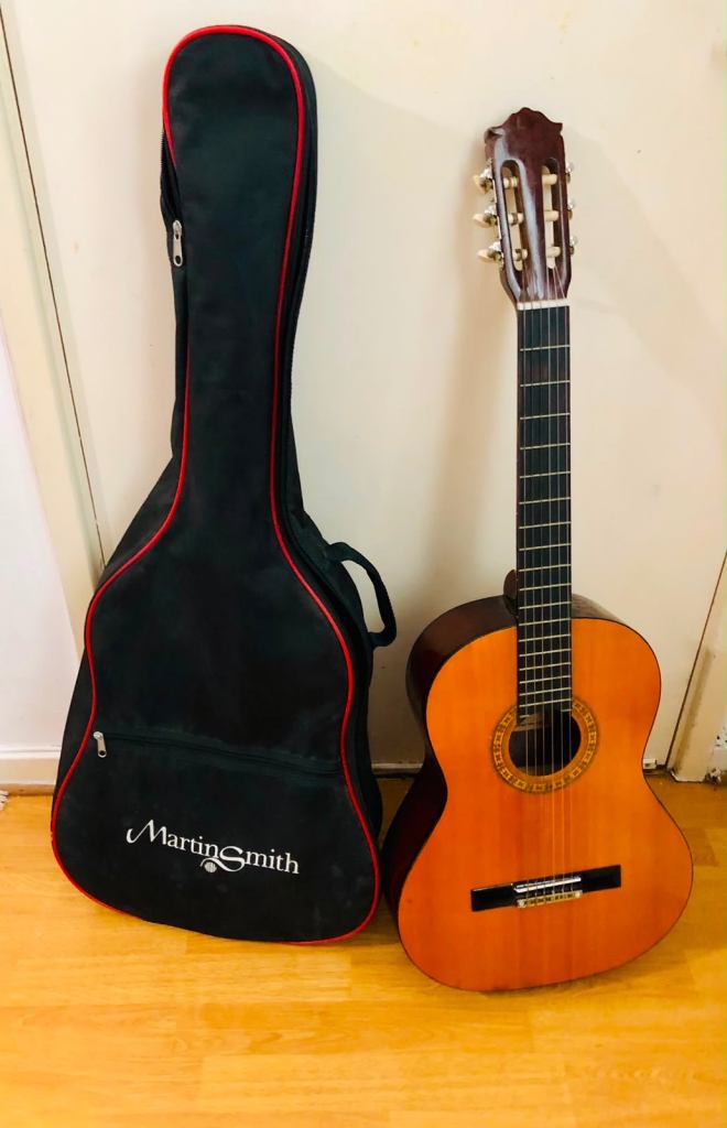 Franconia C-60 Acoustic Guitar with Martin Smith Case – Made in Korea
