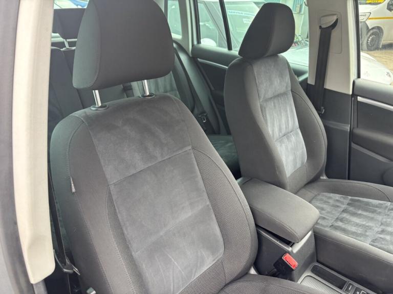 2014 Volkswagen Tiguan 2.0 TDi BlueMotion Tech Match 5dr ESTATE DIESEL Manual