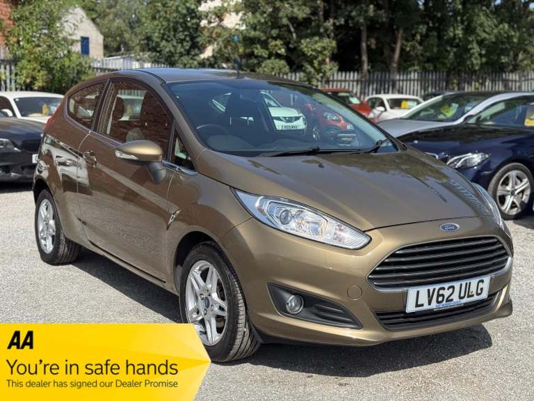 2013 Ford Fiesta 1.6 Zetec Powershift Euro 5 3dr HATCHBACK Petrol Automatic