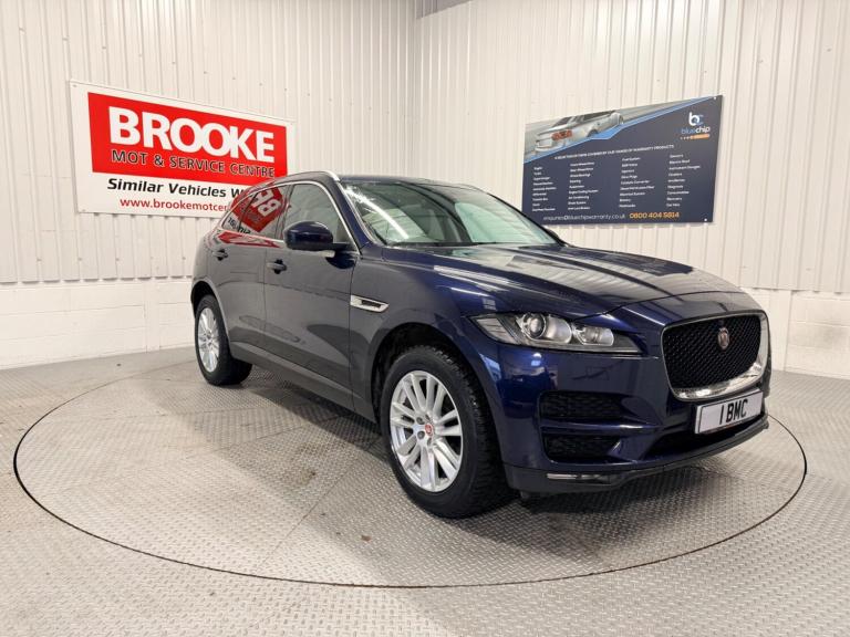 2016 Jaguar F-Pace 2.0d Portfolio 5dr Auto AWD ESTATE DIESEL Automatic