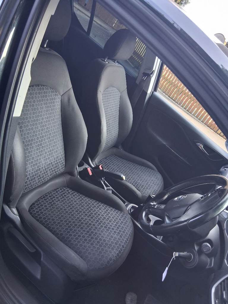Vauxhall corsa 2015 petrol 1.4 5 doors ulez compliant 