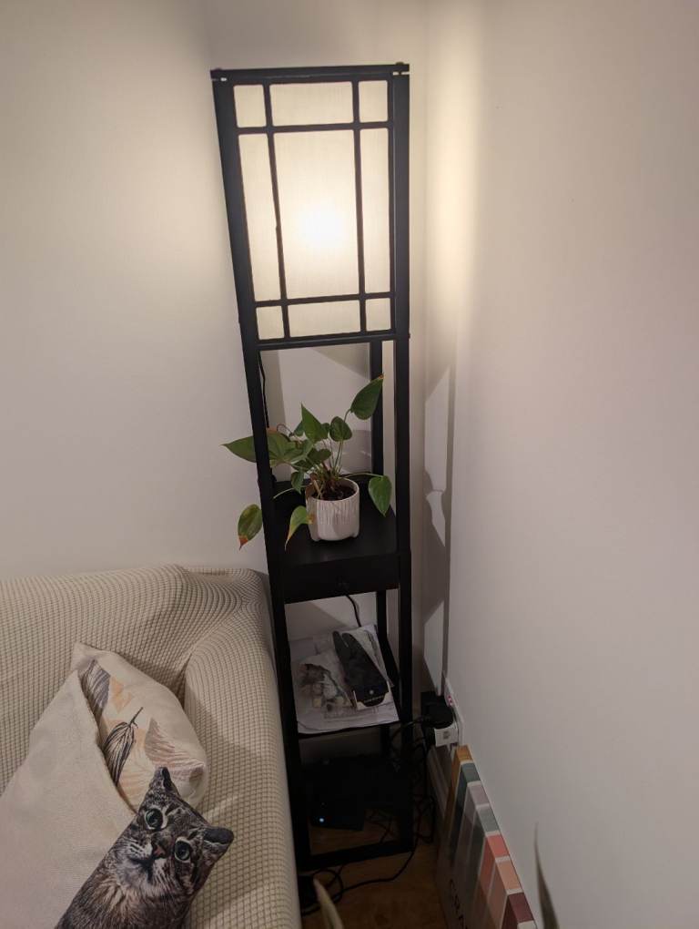 Black corner lamp