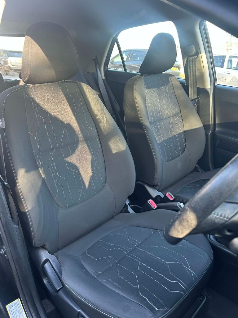 2012 Kia Picanto 1.0 2 5dr HATCHBACK Petrol Manual