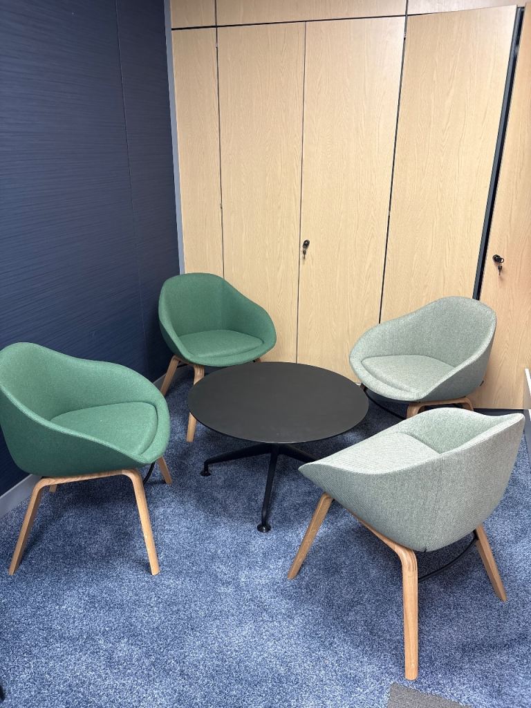 Naughtone breakout chairs with table bundle 