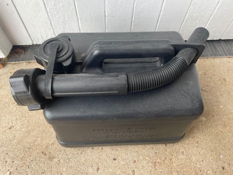 NEW black Jerry can plastic 5 litres car van motorbike diesel petrol emergency 