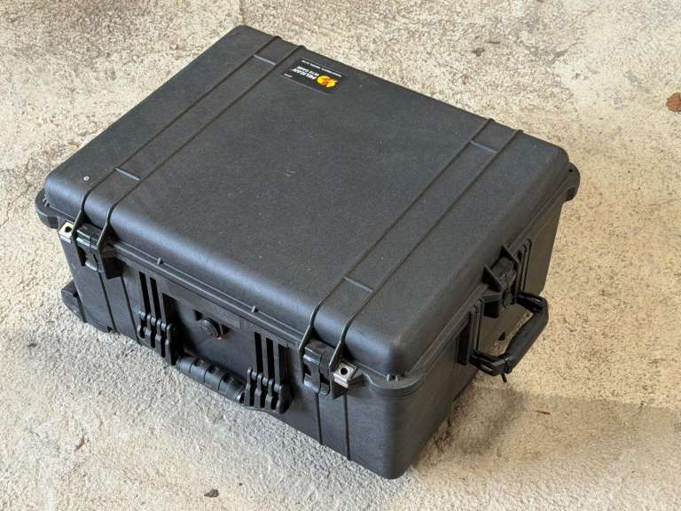 PELI 1610 flight case