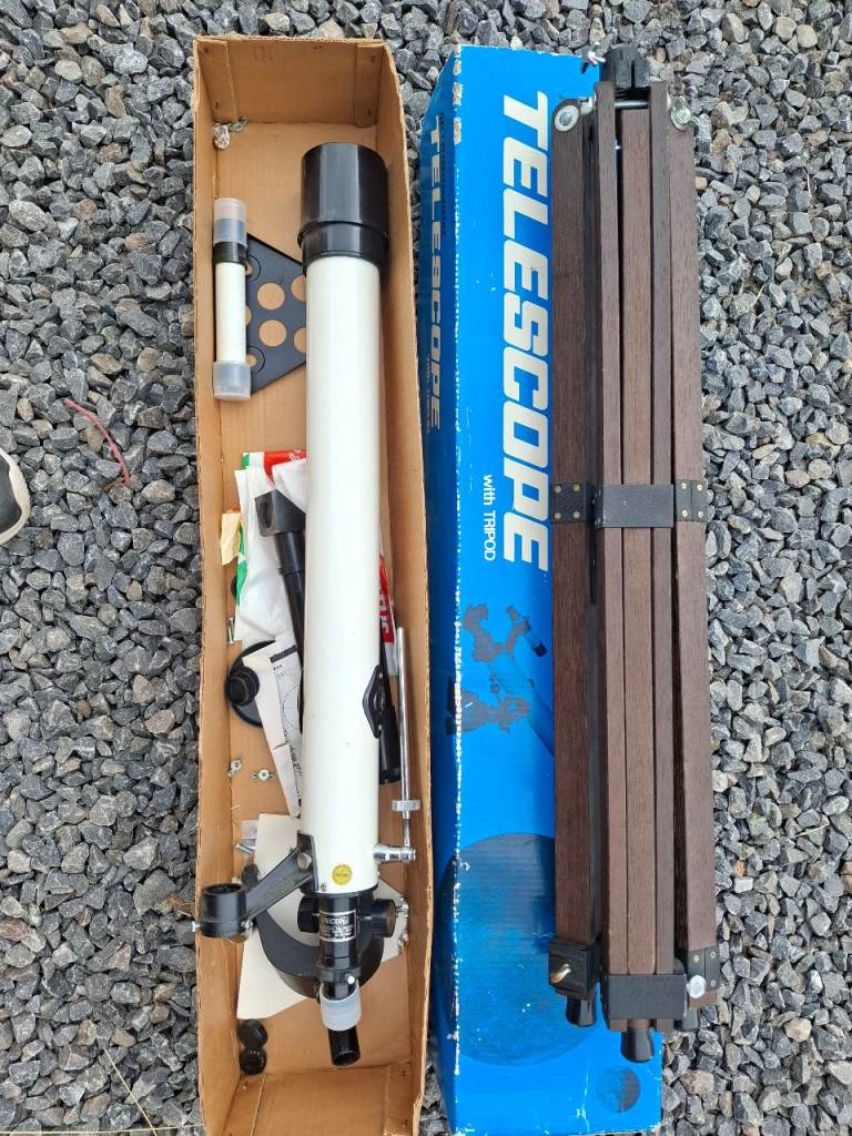 Telescope with Tripod – Good Condition, Boxed