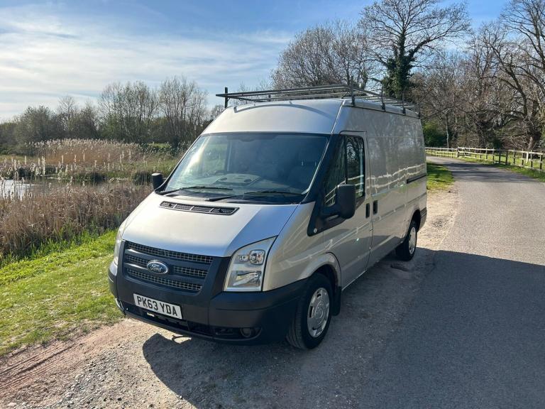 2013 Ford Transit Medium Roof Van TDCi 100ps PANEL VAN Diesel Manual