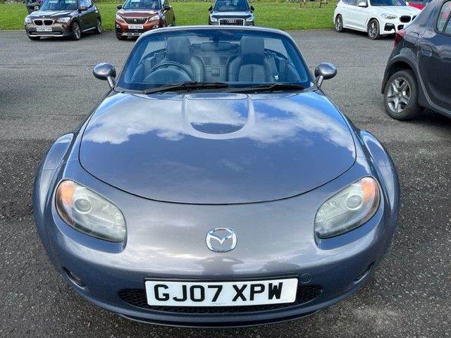 Lovely MX5 2.0i Sports Roadster Coupe GT