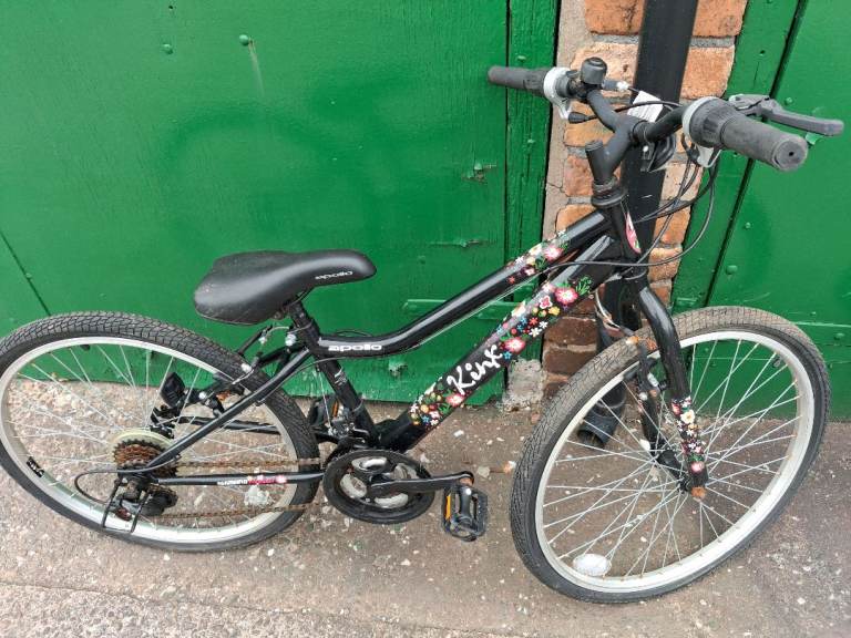 Apollo girls bike 