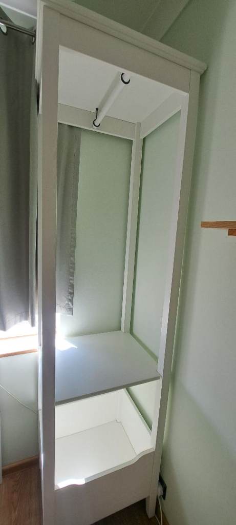 White Wood IDANAS IKEA Wardrobe – Good Condition