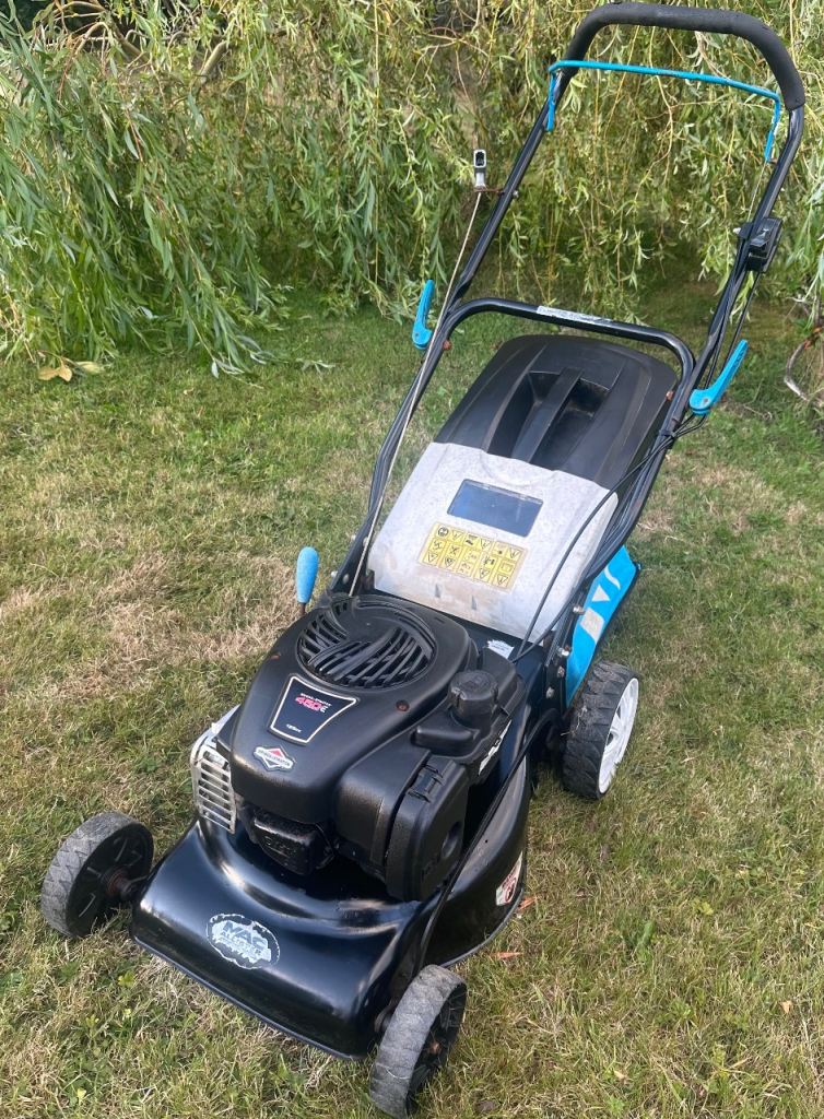 MAC petrol Briggs engine lawnmower starts 1st pull serviced mower