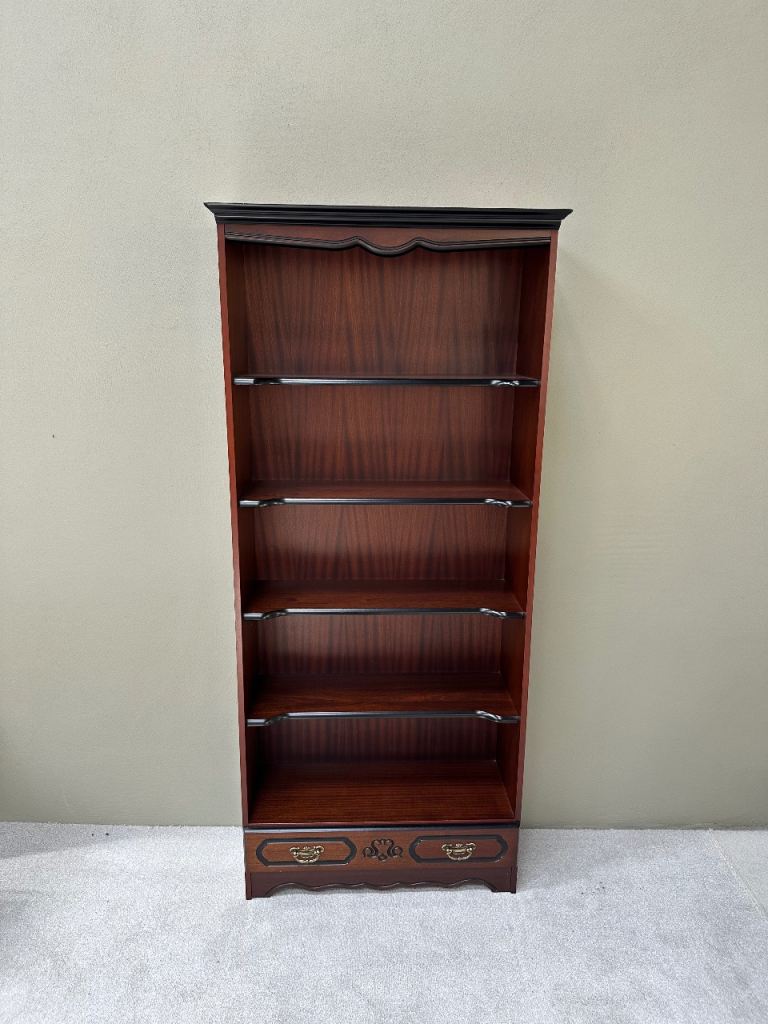 Mahogany bookcase 