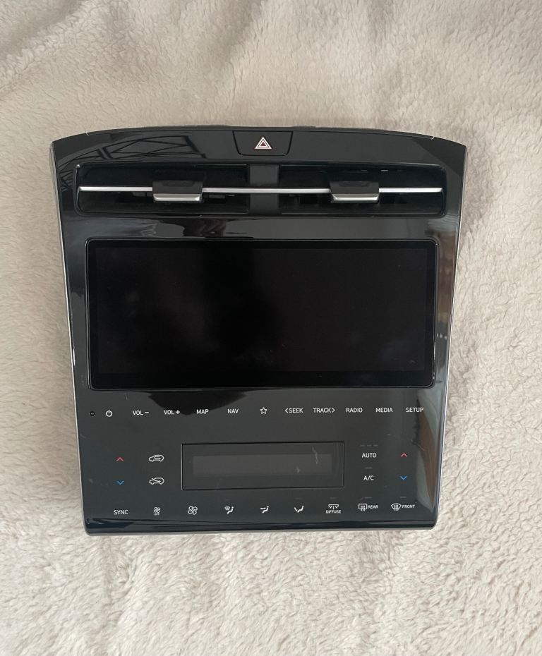 2021 HYUNDAI TUCSON DIGITAL DISPLAY SCREEN WITH CLIMATE CONTROL PANEL MEG664430