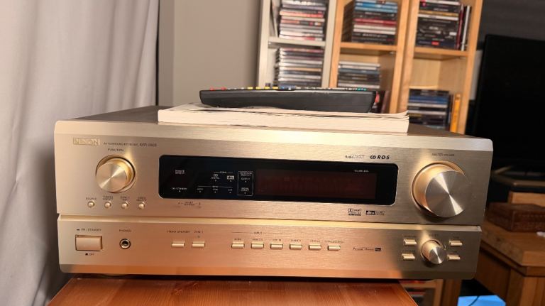 Powerfull Denon AVR-2803 with Remote and Manual
