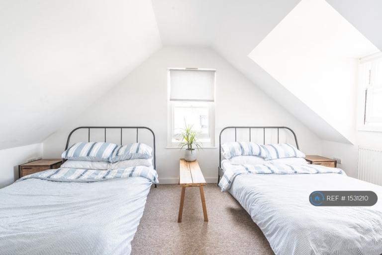 1 bedroom flat in Sydney Street, Brighton, BN1 (1 bed) (#1531210)