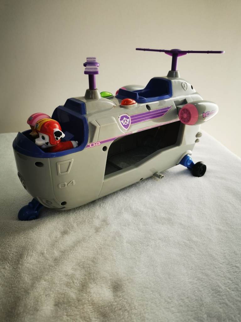 Paw patrol Skye Ultimate Rescue Helicopter with lights and sound