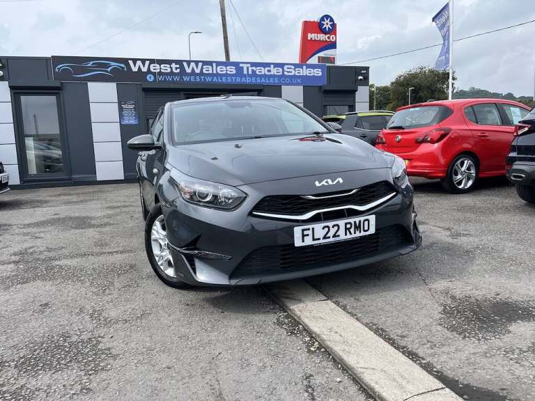 2022 Kia Ceed 1.0T GDi ISG 2 5dr HATCHBACK PETROL Manual