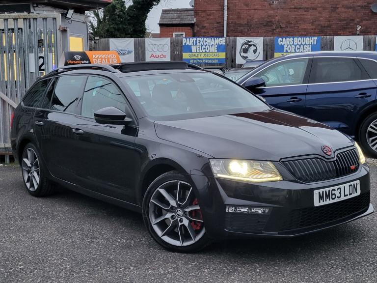 2013 Skoda Octavia 2.0 TDI CR vRS 5dr DSG PAN ROOF TOP SPEC ESTATE Diesel Automatic