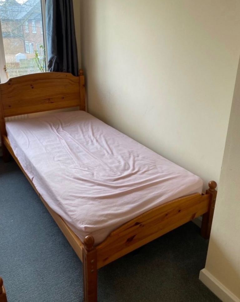 Solid wood single bed