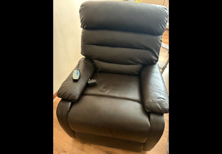 Electric massage arm chair recliner 