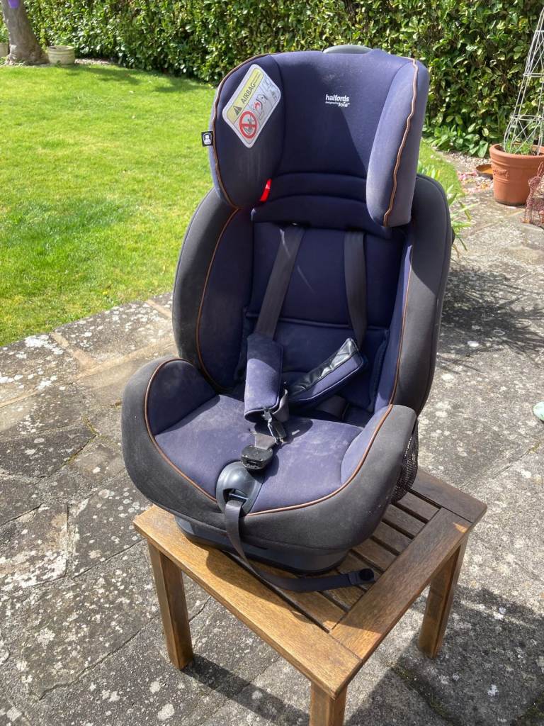 Halfords Car Seat designed by Joie