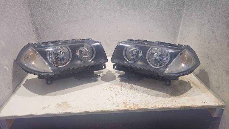 Refurbished BMW E83 X3 Headlights Halogen Pair NS OS