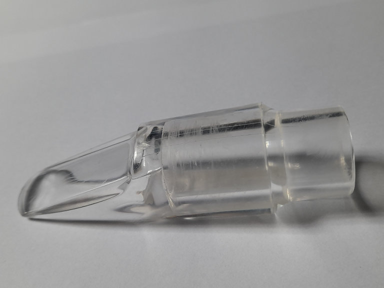 Alto Saxophone Sax Mouthpiece acrylic, opening around 5.