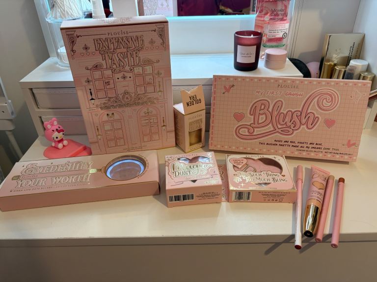 P louise make up bundle