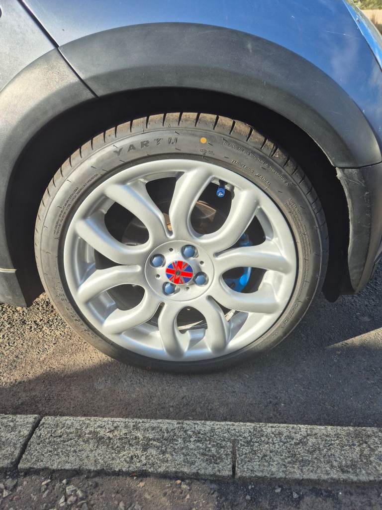 Mini, CONVERTIBLE, Convertible, 2004, Manual, 1598 (cc), 2 doors