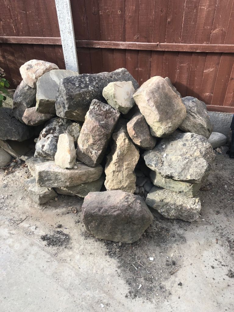 Rockery stones 