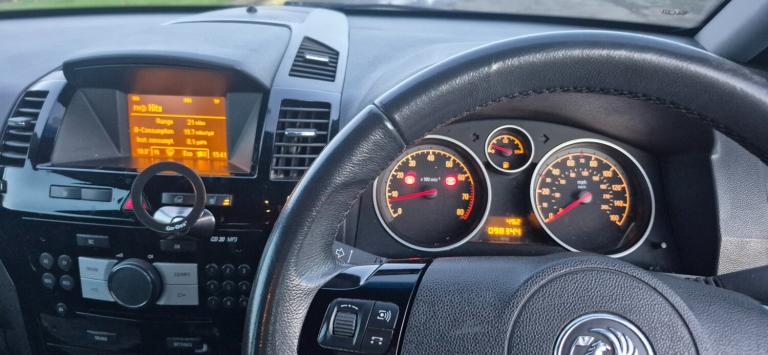 2010 Vauxhall Zafira 1.8i Elite 5dr MPV Petrol Manual