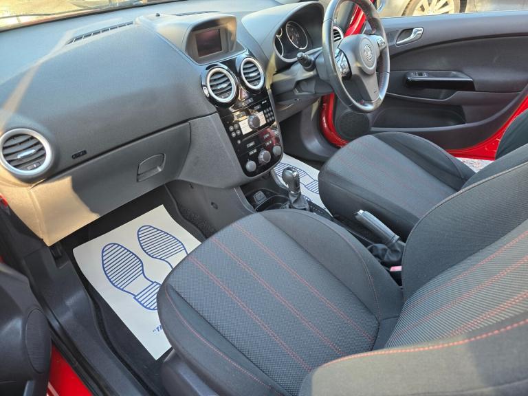 VAUXHALL CORSA 1.4 16v (A/C) SXi - AUTOMATIC - 5 DOOR - 2011 *LOW MILES*