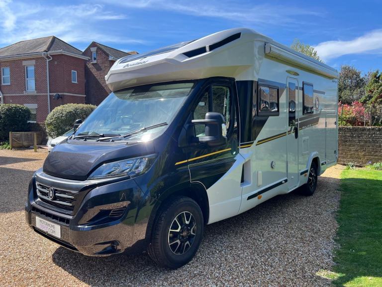 Benimar Mileo 243 4 Berth 4 Belt Fixed Bed Drop Bed Solar Awning 7k Garage 