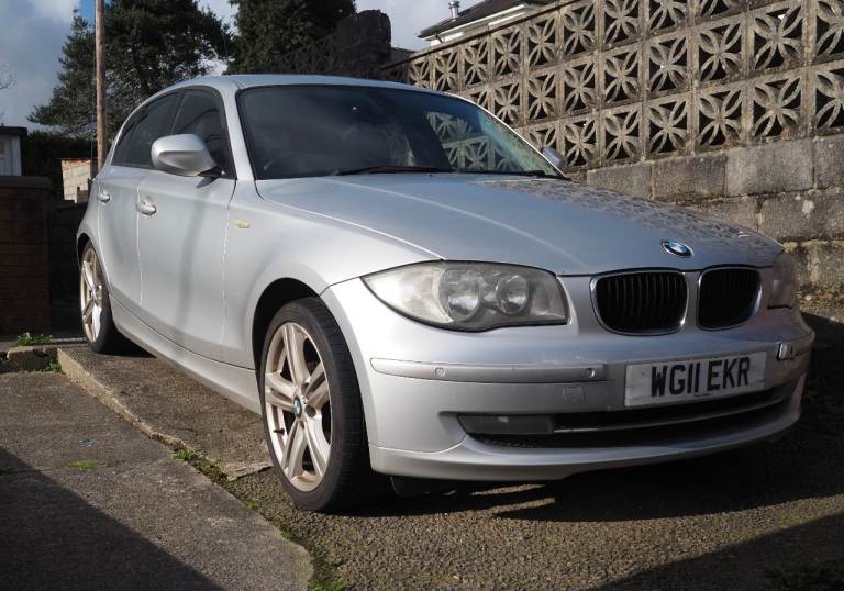 BMW, 1 SERIES, Hatchback, 2011, Manual, 1995 (cc), 5 doors