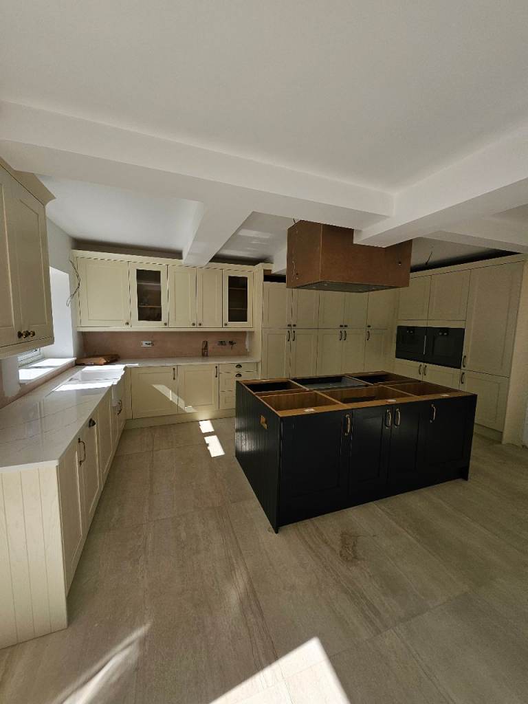 Expert Kitchen Fitting – No Plumbing, No Electrics, Just Perfect Installs