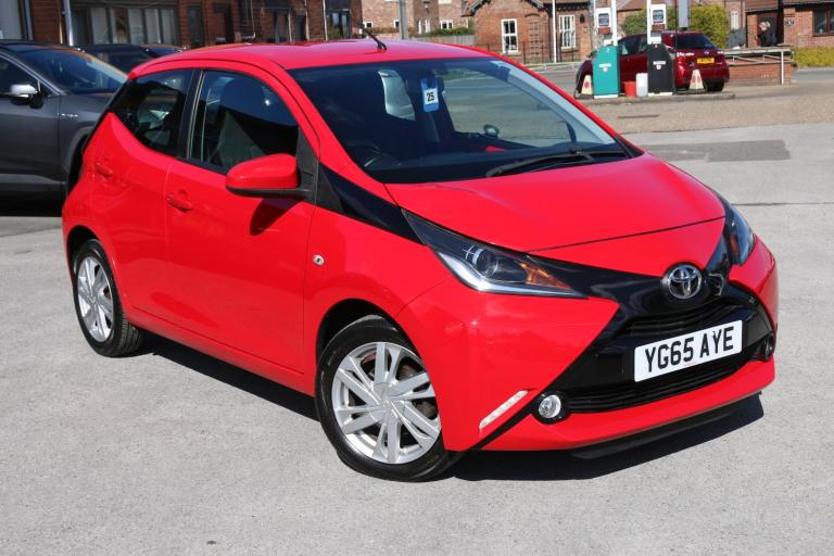TOYOTA AYGO 1.0 VVT-i x-pression 2015