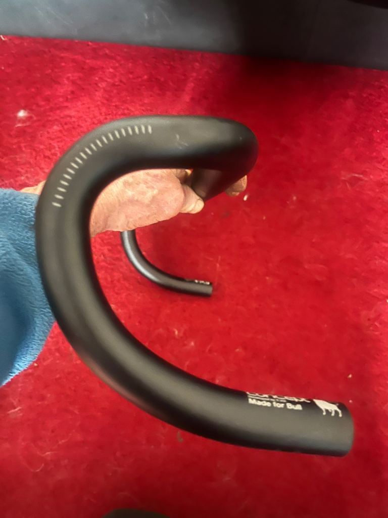 Fizik drop bars 