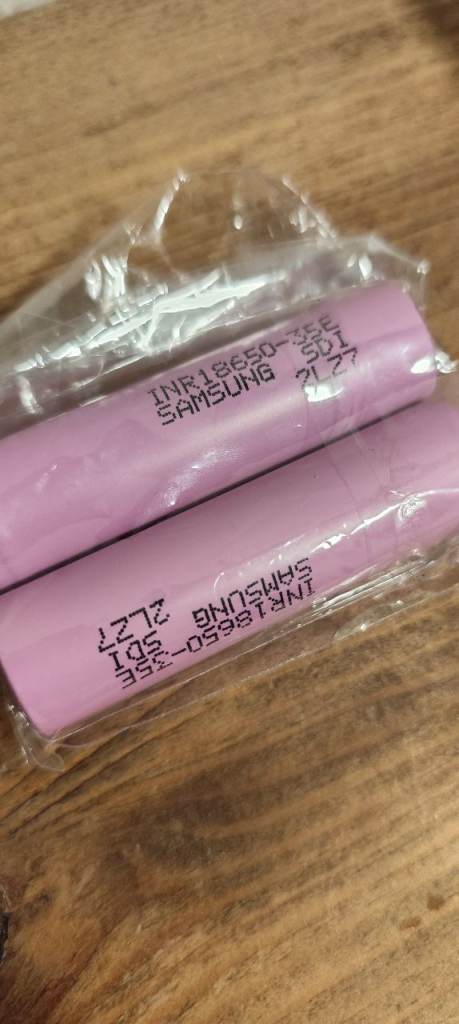 Samsung INR18650-35E Non-standard battery (rechargeable)