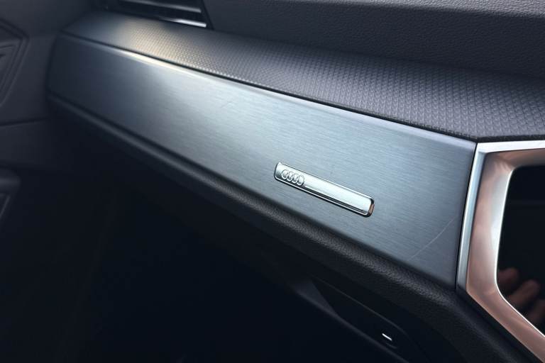 2019 Audi Q3 35 TDI S Line 5dr S Tronic ESTATE DIESEL Automatic